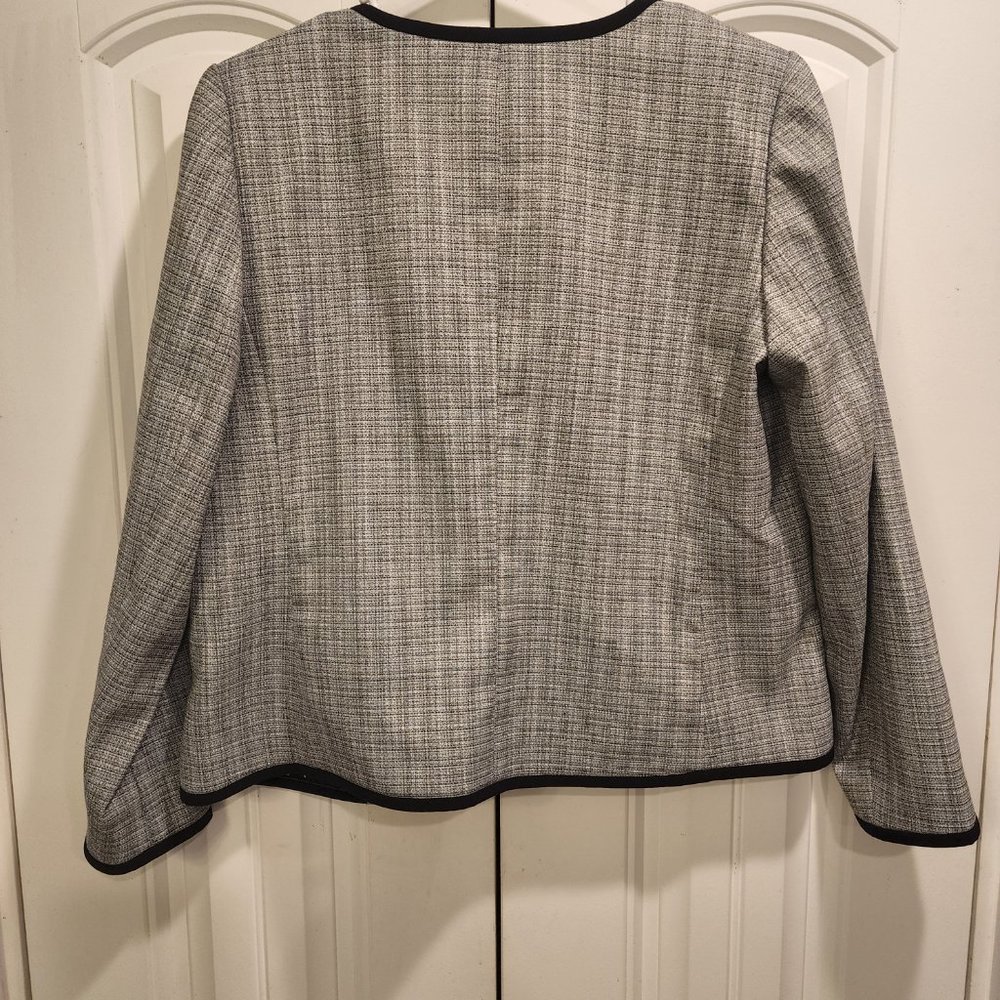 NWT TALBOTS Petites White & Black Westport Tweed Jacket Size 8P Blazer 150 Ret - Picture 6 of 6